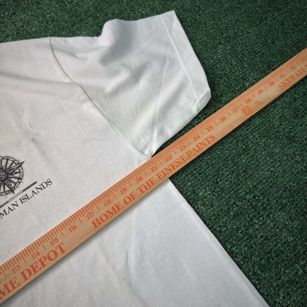 Del Sol White Cayman Islands Compass Graphic T-Shirt - Picture 5 of 7